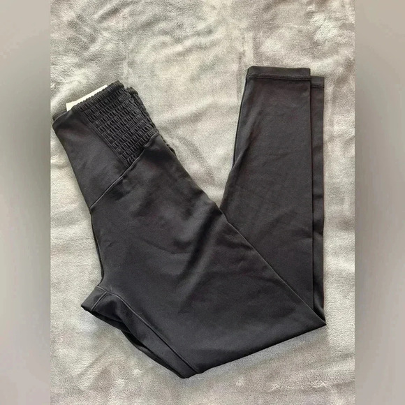 AERIE Real Me 7/8 legging, size Small in Black, BNWT - Picture 4 of 9